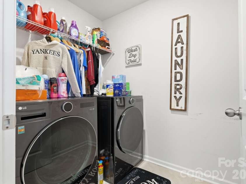 108 Northstone Road, Mooresville, NC 28115.  MLS# CAR4382217, YatesRealty ID 34959. Convenient Laundry Room on Upper Level