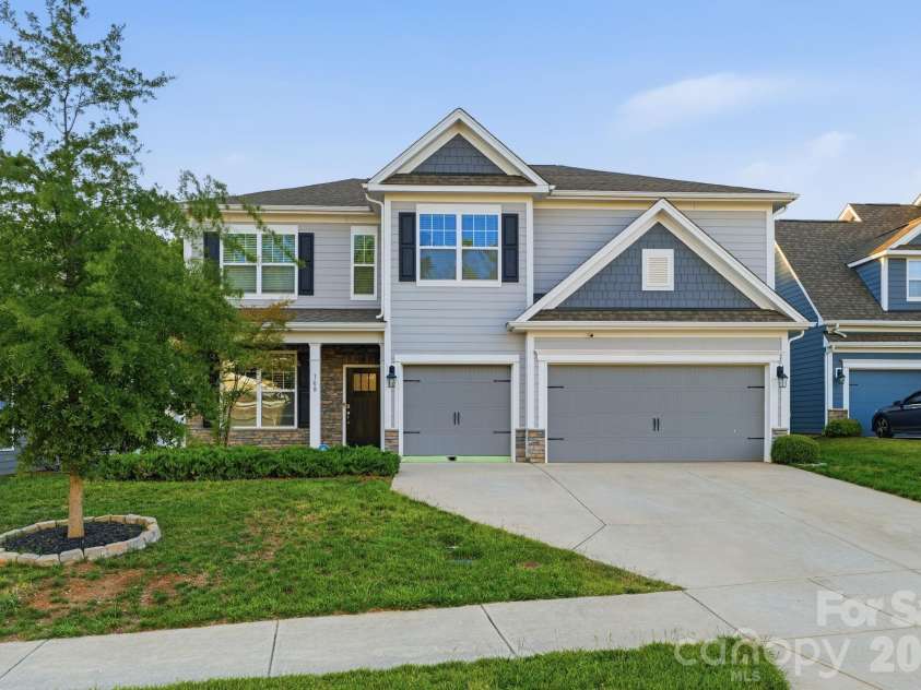 108 Northstone Road, Mooresville, NC 28115.  MLS# CAR4382217, YatesRealty ID 34959. Welcome Home!