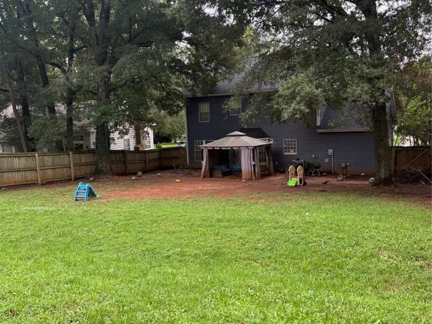 5307 Grenelefe Village Road, Charlotte, NC 28269.  MLS# CAR4295324, YatesRealty ID 34959. 