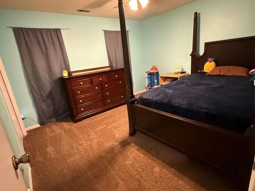 5307 Grenelefe Village Road, Charlotte, NC 28269.  MLS# CAR4295324, YatesRealty ID 34959. 