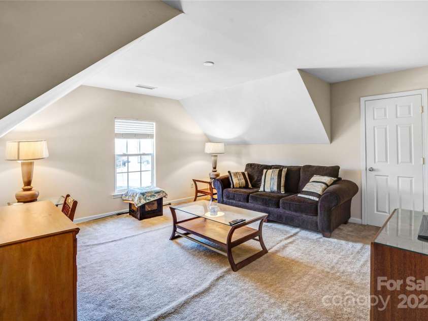 2014 Arbor Crest Court, Charlotte, NC 28262.  MLS# CAR4238335, YatesRealty ID 3496. 