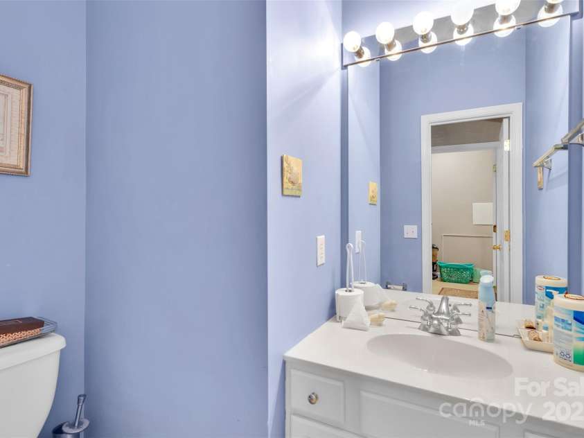 2014 Arbor Crest Court, Charlotte, NC 28262.  MLS# CAR4289262, YatesRealty ID 3496. Half Bath