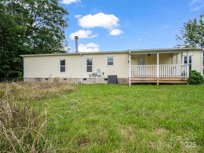 355 Staton Road, Flat Rock, NC 28731.  MLS# CAR4282043, YatesRealty ID 34960. 