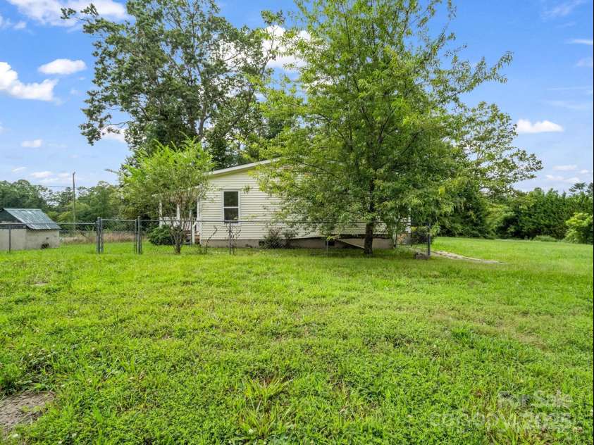 355 Staton Road, Flat Rock, NC 28731.  MLS# CAR4282043, YatesRealty ID 34960. 