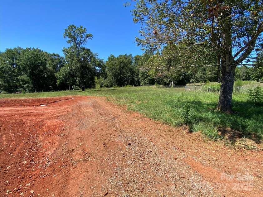 1517 Hudlow Road, Forest City, NC 28043.  MLS# CAR4297077, YatesRealty ID 34961. 