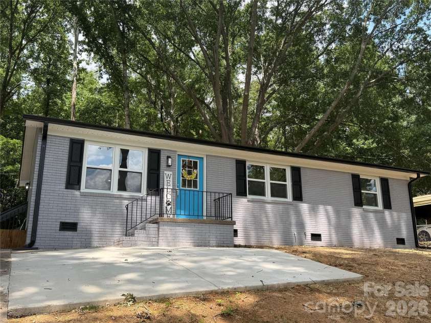 1812 Riveria Drive, Shelby, NC 28150.  MLS# CAR4399388, YatesRealty ID 34963. 