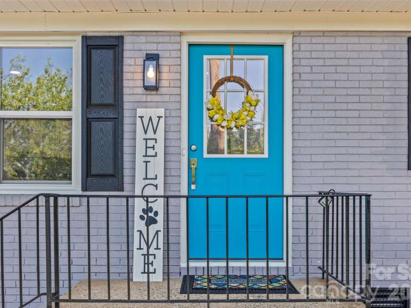 1812 Riveria Drive, Shelby, NC 28150.  MLS# CAR4399388, YatesRealty ID 34963. 