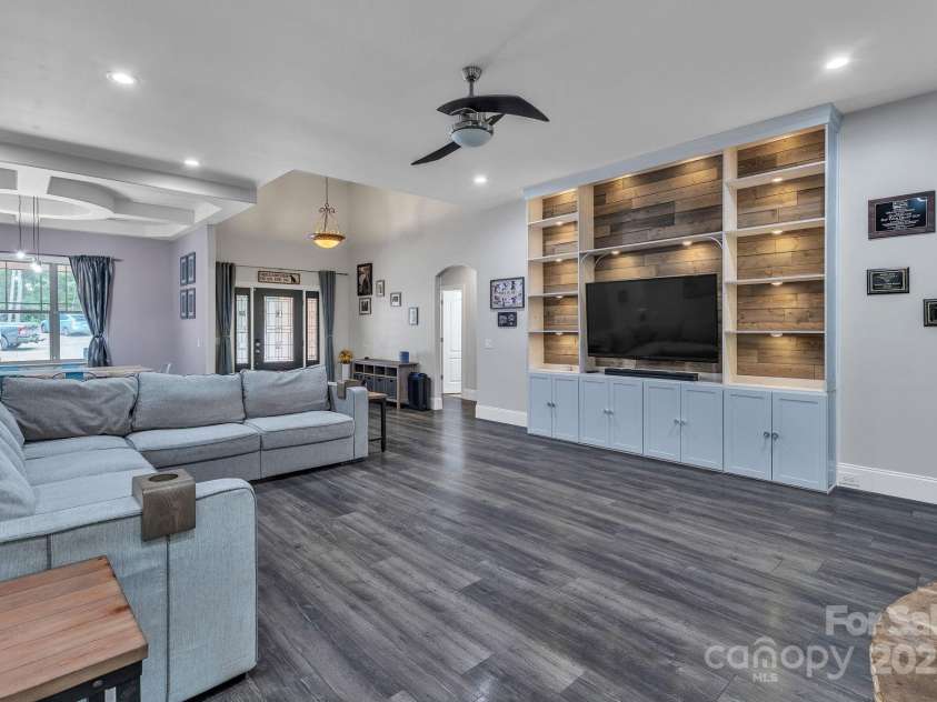 220 Alvin Hough Road, Midland, NC 28107.  MLS# CAR4291171, YatesRealty ID 34964. 