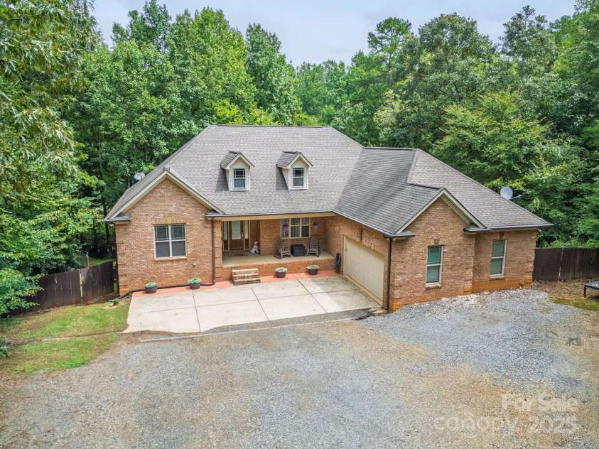 220 Alvin Hough Road, Midland, NC 28107.  MLS# CAR4291171, YatesRealty ID 34964. 