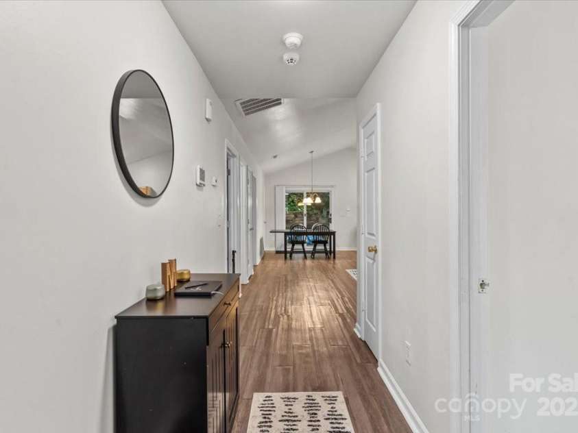 1331 Braveheart Lane, Charlotte, NC 28216.  MLS# CAR4287278, YatesRealty ID 34967. 