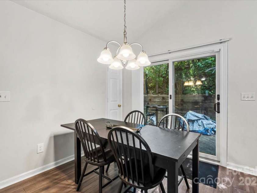 1331 Braveheart Lane, Charlotte, NC 28216.  MLS# CAR4287278, YatesRealty ID 34967. 