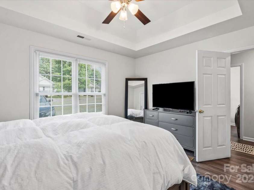 1331 Braveheart Lane, Charlotte, NC 28216.  MLS# CAR4287278, YatesRealty ID 34967. Primary Bedroom
