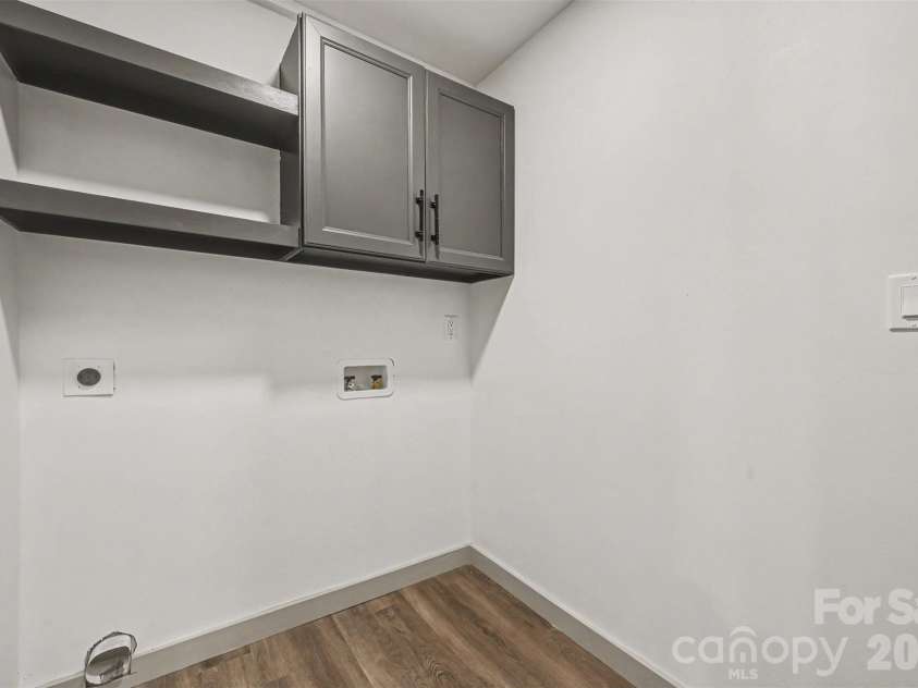 104 Hartford Avenue, Bessemer City, NC 28016.  MLS# CAR4400488, YatesRealty ID 34969. Laundry Room