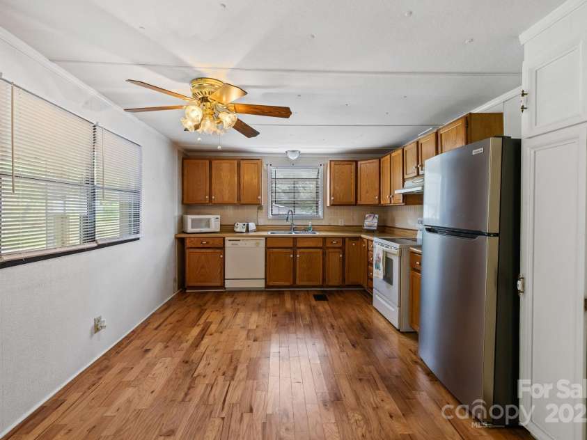 105 Corn Drive, Cedar Mountain, NC 28718.  MLS# CAR4289509, YatesRealty ID 3497. Eat in kitchen