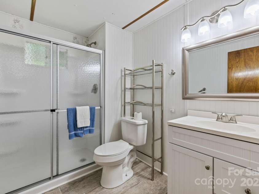 105 Corn Drive, Cedar Mountain, NC 28718.  MLS# CAR4289509, YatesRealty ID 3497. Full Bath 