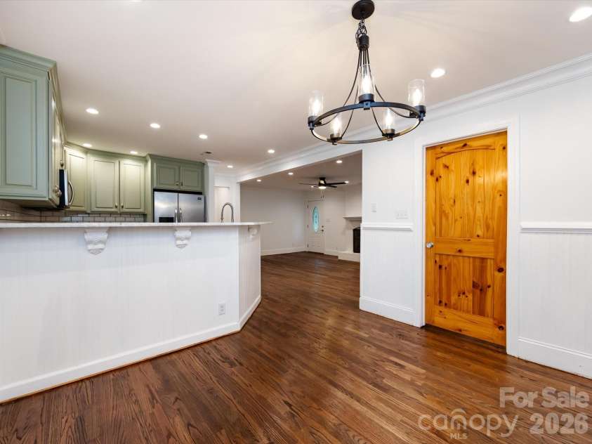 3109 Forest Lawn Drive, Matthews, NC 28104.  MLS# CAR4353965, YatesRealty ID 3497. Dining room