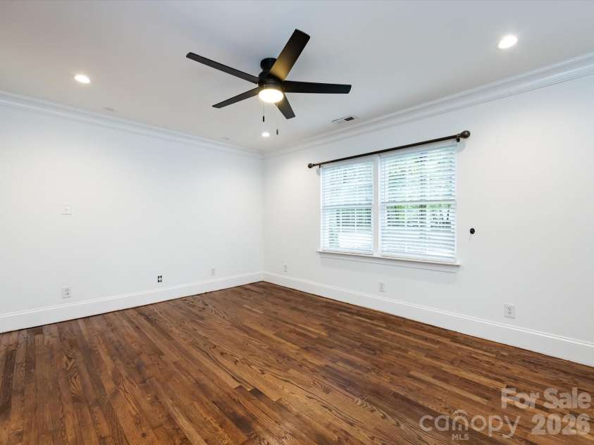 3109 Forest Lawn Drive, Matthews, NC 28104.  MLS# CAR4353965, YatesRealty ID 3497. Primary suite