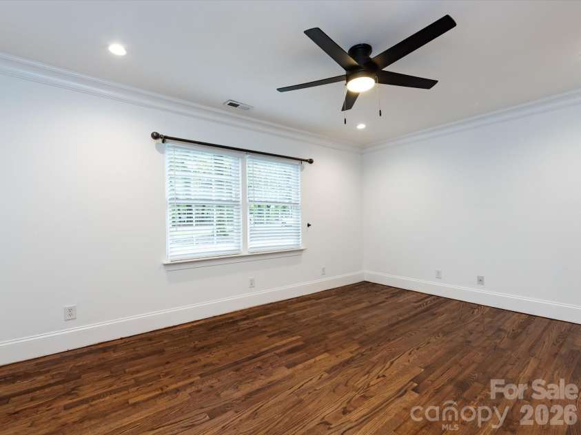 3109 Forest Lawn Drive, Matthews, NC 28104.  MLS# CAR4353965, YatesRealty ID 3497. Primary suite
