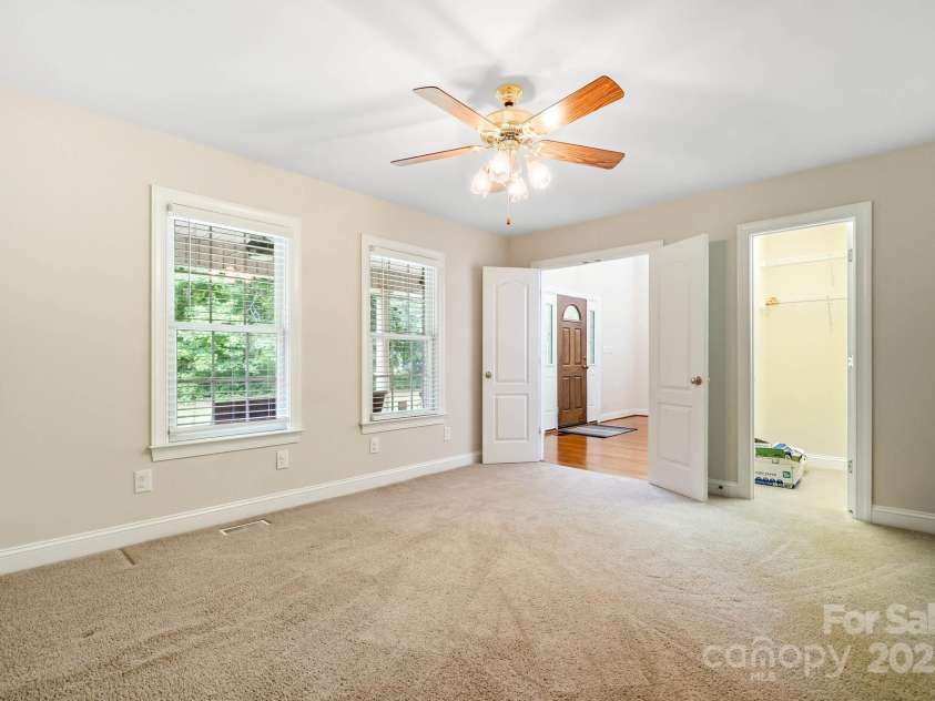 803 Freeman Road, Concord, NC 28025.  MLS# CAR4260320, YatesRealty ID 34970. 