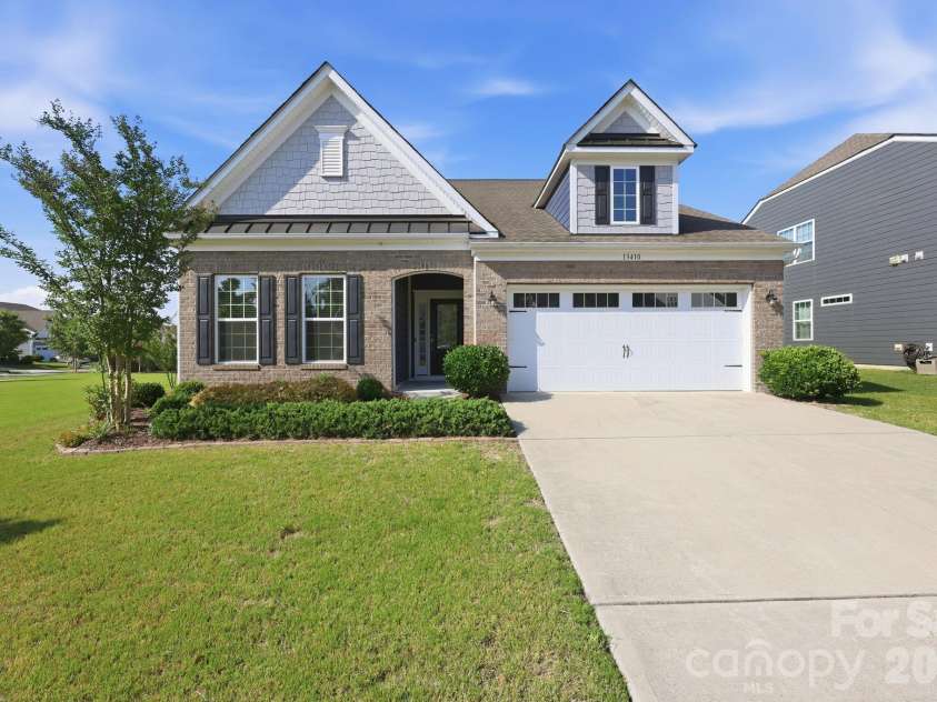 13410 Blanton Drive, Huntersville, NC 28078.  MLS# CAR4398859, YatesRealty ID 34971. 