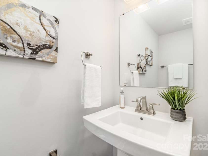 4436 Carteret Street, Charlotte, NC 28205.  MLS# CAR4275224, YatesRealty ID 34971. Half Bath on 2nd Level