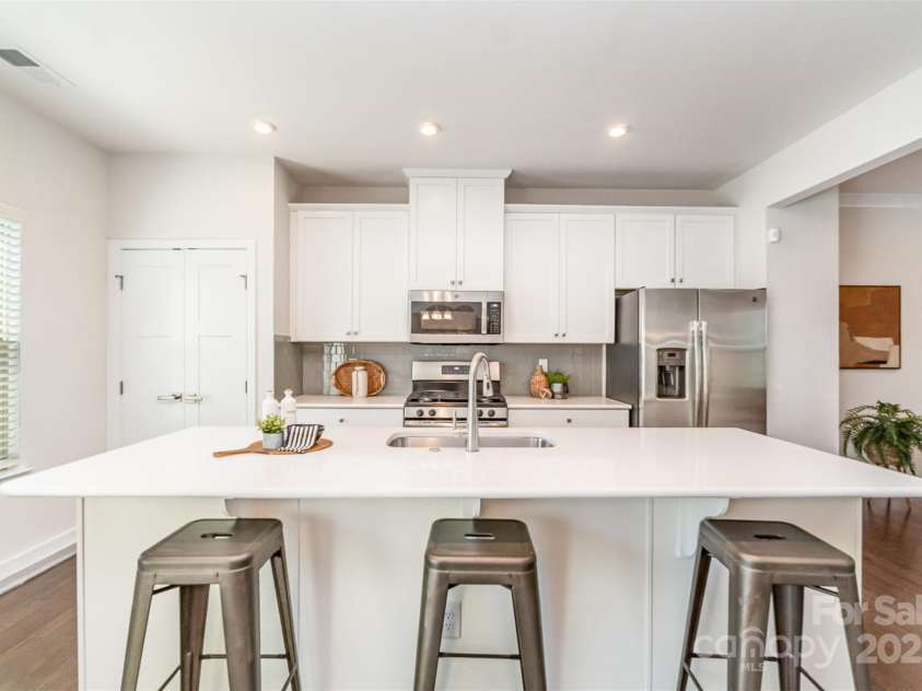 4436 Carteret Street, Charlotte, NC 28205.  MLS# CAR4275224, YatesRealty ID 34971. Island is perfect for coffee or a snack