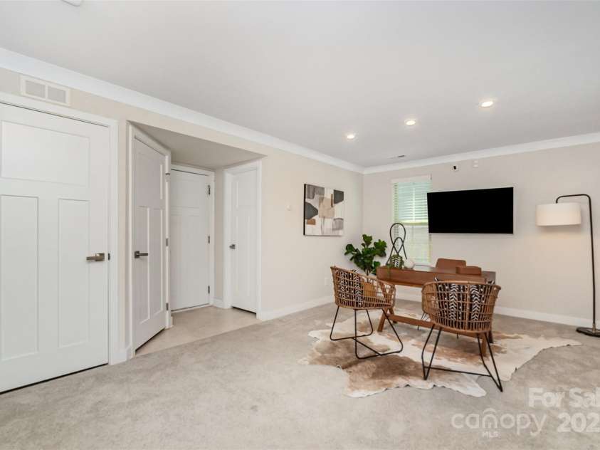 4436 Carteret Street, Charlotte, NC 28205.  MLS# CAR4275224, YatesRealty ID 34971. Main Floor Office/Flex Space