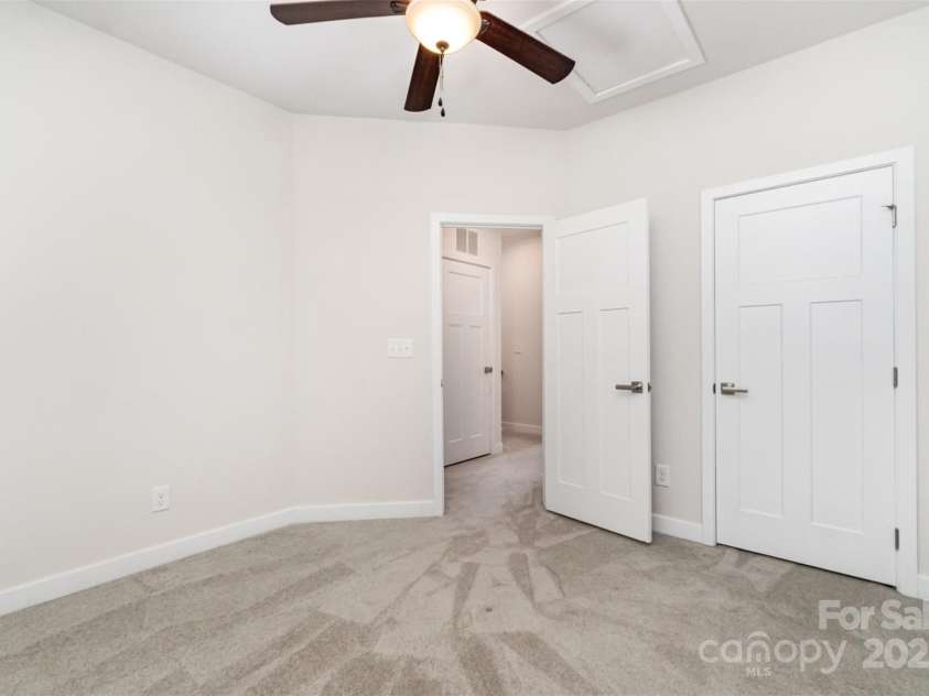 4436 Carteret Street, Charlotte, NC 28205.  MLS# CAR4275224, YatesRealty ID 34971. Nice ceiling fan