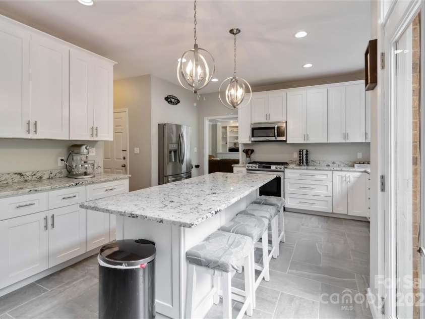 1055 Saddle Drive, York, SC 29745.  MLS# CAR4286894, YatesRealty ID 34972. 