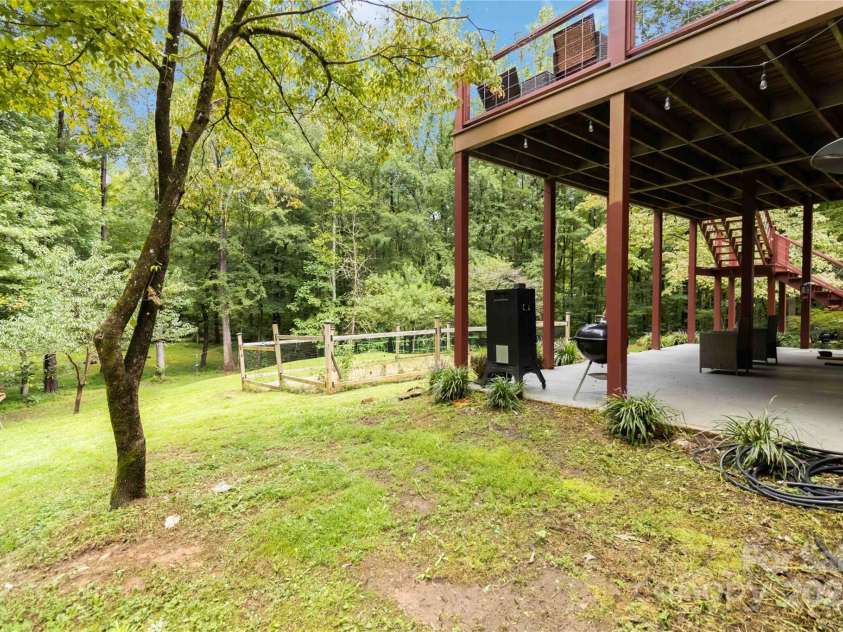 1055 Saddle Drive, York, SC 29745.  MLS# CAR4286894, YatesRealty ID 34972. 