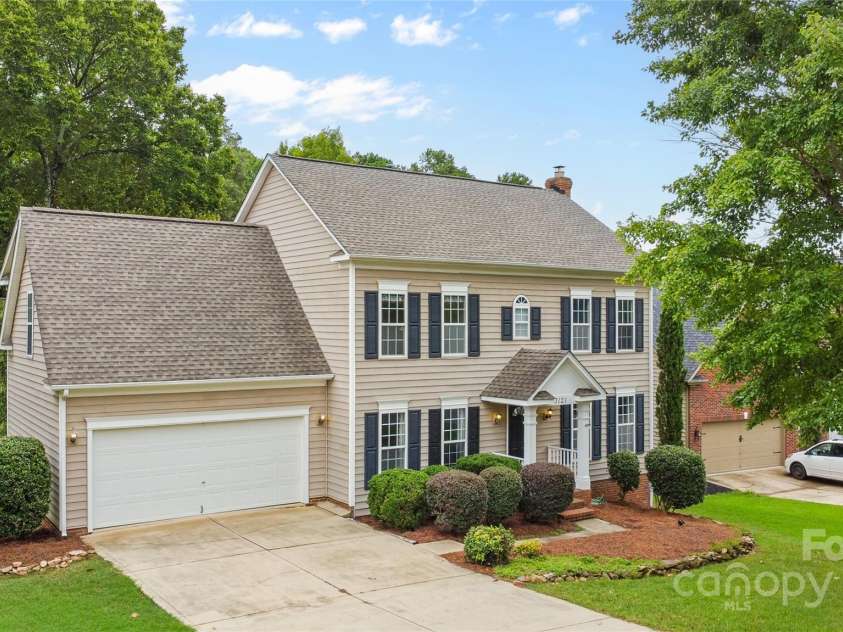 3121 Spring Fancy Lane, Indian Trail, NC 28079.  MLS# CAR4289656, YatesRealty ID 34973. 