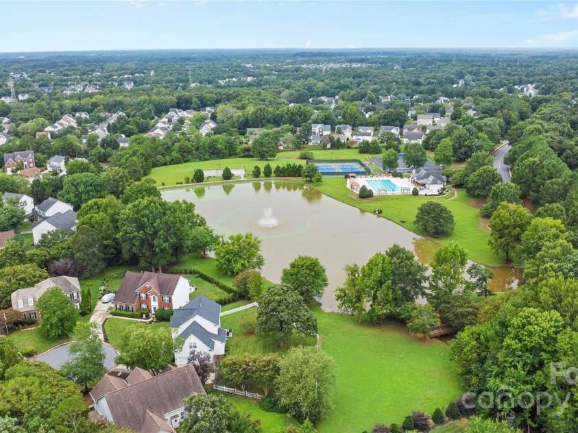 3121 Spring Fancy Lane, Indian Trail, NC 28079.  MLS# CAR4289656, YatesRealty ID 34973. Walk to these great amenities!