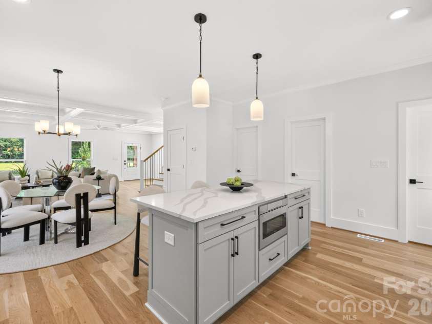 411 Brevard Street, Waxhaw, NC 28173.  MLS# CAR4397400, YatesRealty ID 34977. Great for entertaining