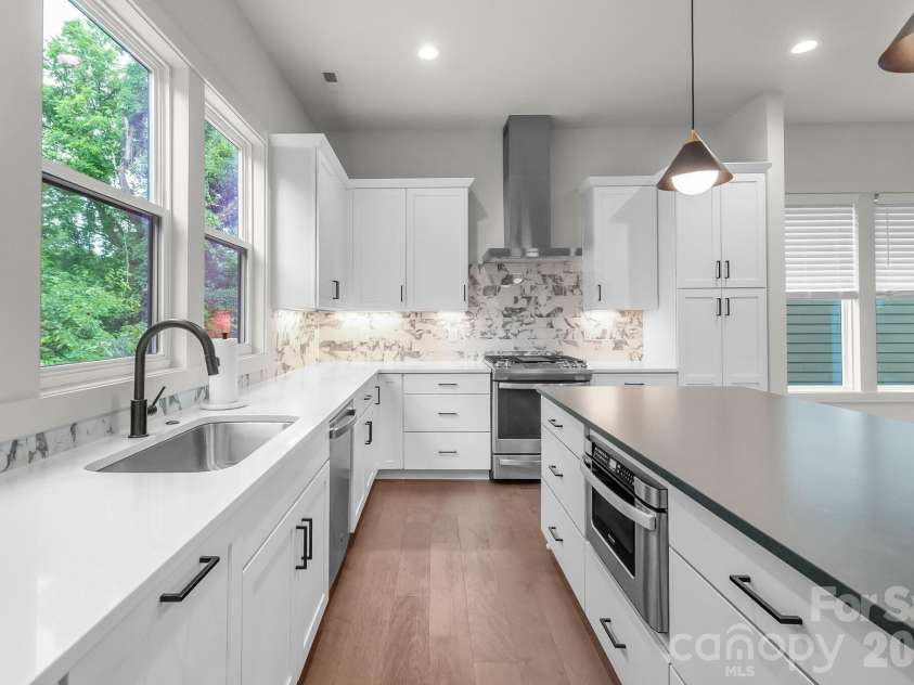 1451 Haywood Court, Charlotte, NC 28205.  MLS# CAR4390778, YatesRealty ID 34978. 