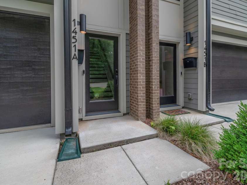 1451 Haywood Court, Charlotte, NC 28205.  MLS# CAR4390778, YatesRealty ID 34978. 