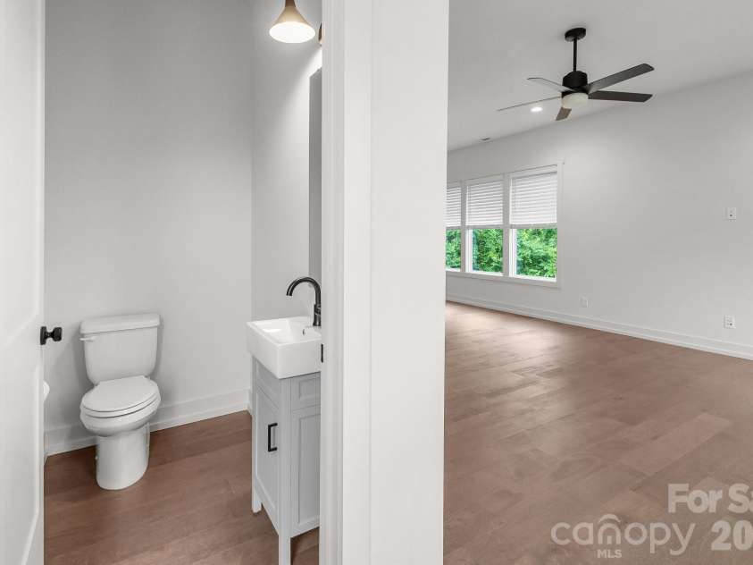 1451 Haywood Court, Charlotte, NC 28205.  MLS# CAR4390778, YatesRealty ID 34978. 
