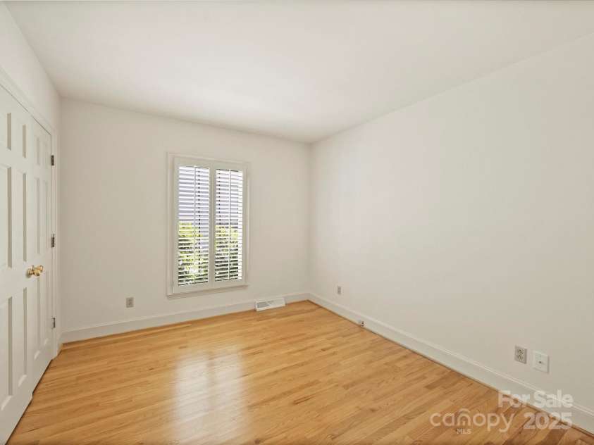 2048 Brandon Circle, Charlotte, NC 28211.  MLS# CAR4293493, YatesRealty ID 34978. Bedroom 2