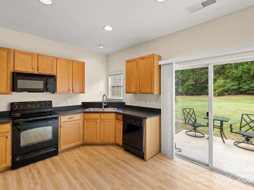 8430 Big Creek Court, Matthews, NC 28105.  MLS# CAR4295677, YatesRealty ID 34979. 