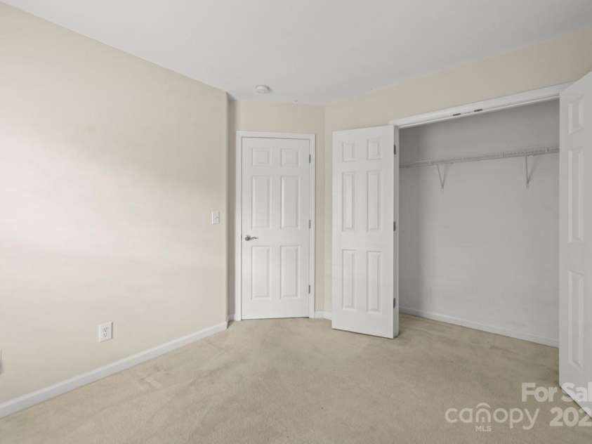 8430 Big Creek Court, Matthews, NC 28105.  MLS# CAR4295677, YatesRealty ID 34979. 