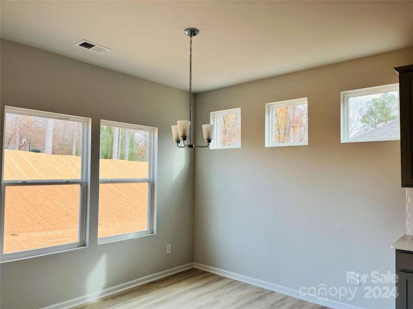 1066 Bull Dog Lane, Wingate, NC 28174.  MLS# CAR4204217, YatesRealty ID 3498. Casual Dining Area