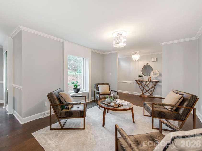 5361 Five Knolls Drive, Charlotte, NC 28226.  MLS# CAR4352496, YatesRealty ID 3498. 
