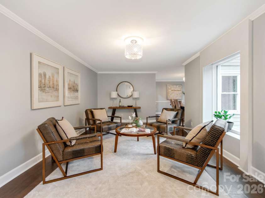 5361 Five Knolls Drive, Charlotte, NC 28226.  MLS# CAR4352496, YatesRealty ID 3498. Sitting Area