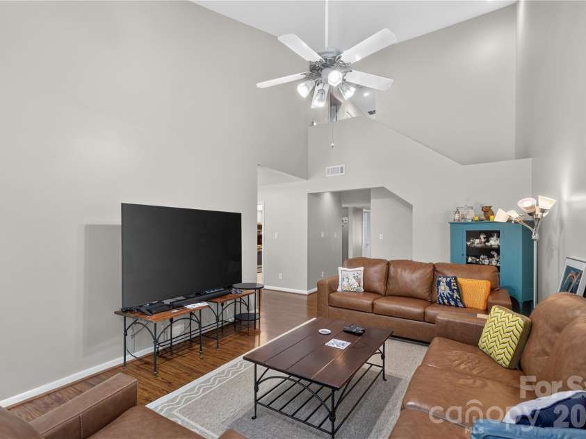 185 Riverview Terrace, Clover, SC 29710.  MLS# CAR4397977, YatesRealty ID 34980. 