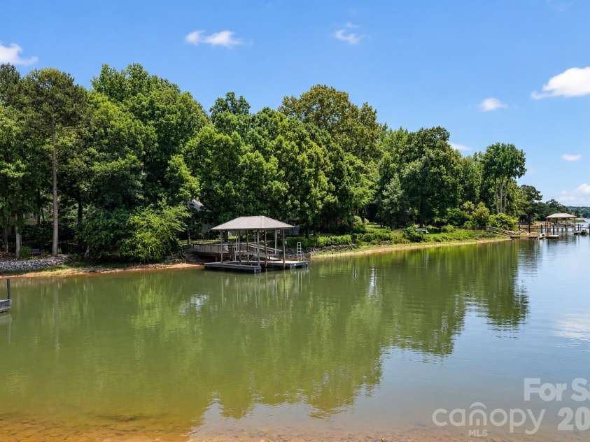 185 Riverview Terrace, Clover, SC 29710.  MLS# CAR4397977, YatesRealty ID 34980. 