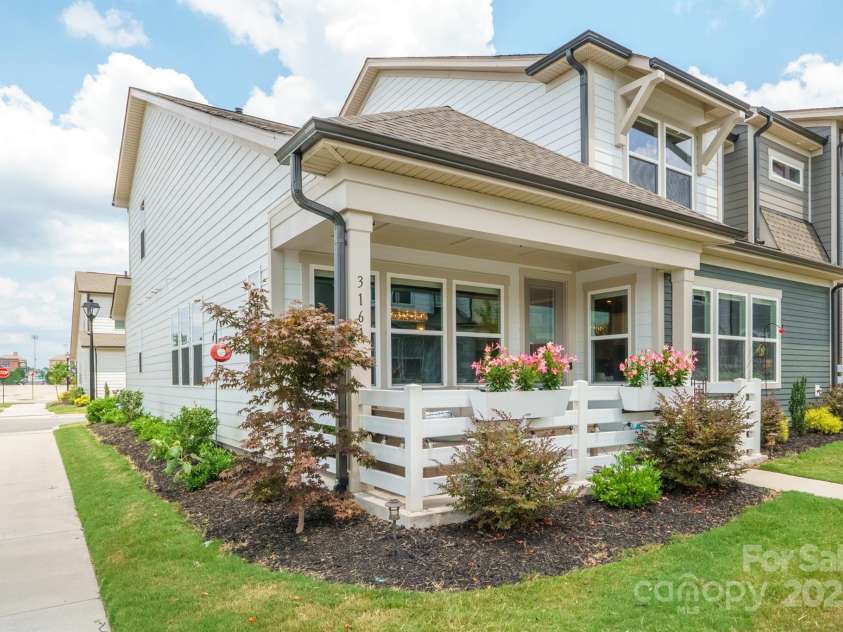 3161 Baines Court, Kannapolis, NC 28081.  MLS# CAR4283103, YatesRealty ID 34980. Meticulously Maintained, 3 Bedroom, 2.5 Bath, End Unit Townhome with amazing, huge, covered front porch & 2 car garage, perfectly located just steps from downtown Kannapolis & shopping!