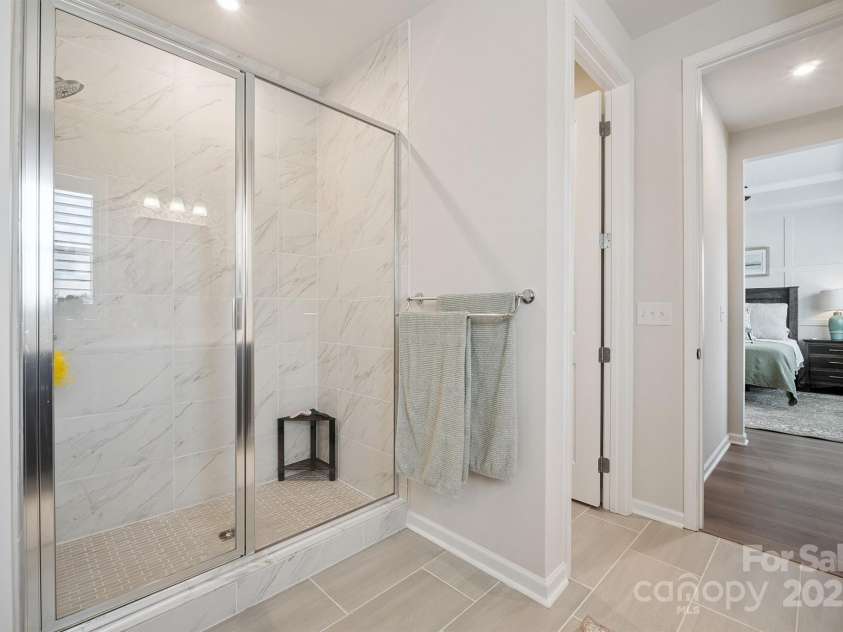 3161 Baines Court, Kannapolis, NC 28081.  MLS# CAR4283103, YatesRealty ID 34980. Tiled shower & water closet in Primary Bath!
