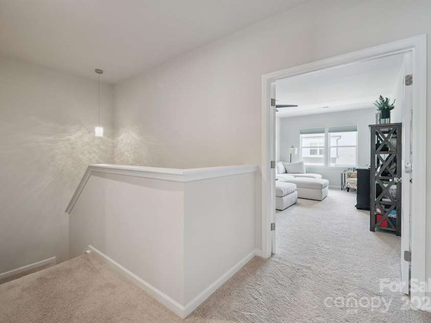 3161 Baines Court, Kannapolis, NC 28081.  MLS# CAR4283103, YatesRealty ID 34980. Upper level landing!