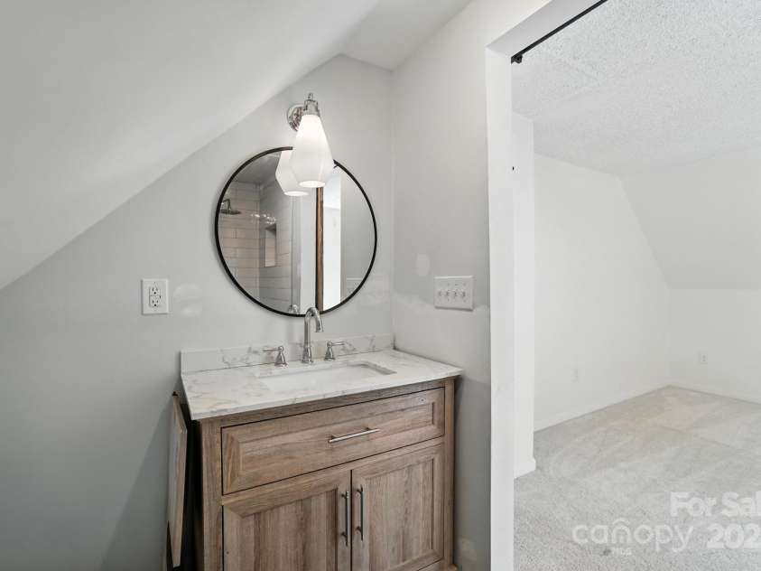 3921 Lake Road, Charlotte, NC 28269.  MLS# CAR4272697, YatesRealty ID 34981. 