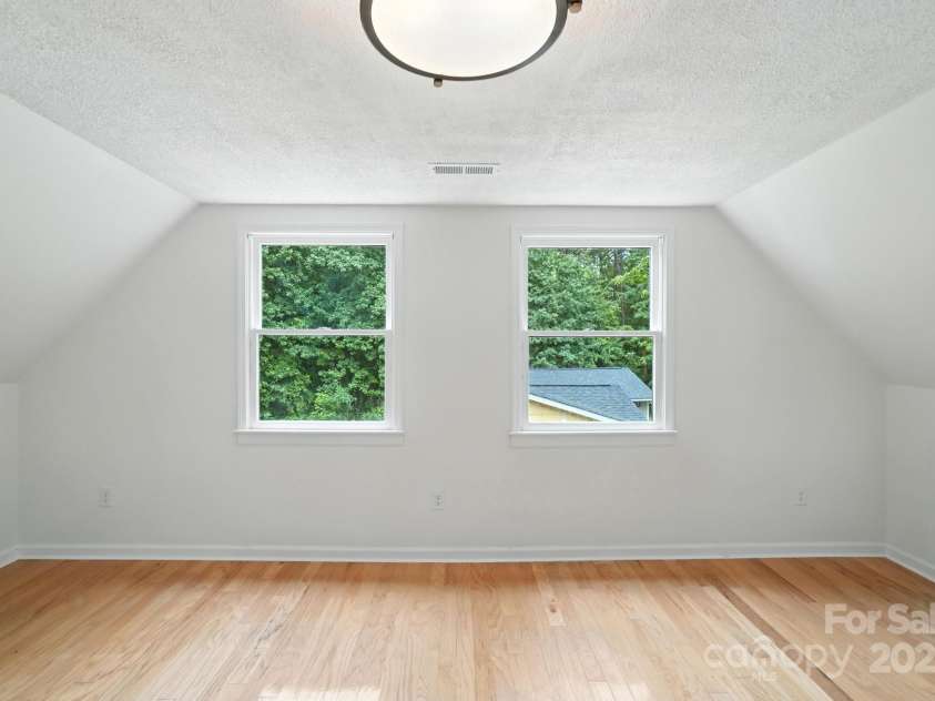 3921 Lake Road, Charlotte, NC 28269.  MLS# CAR4272697, YatesRealty ID 34981. 