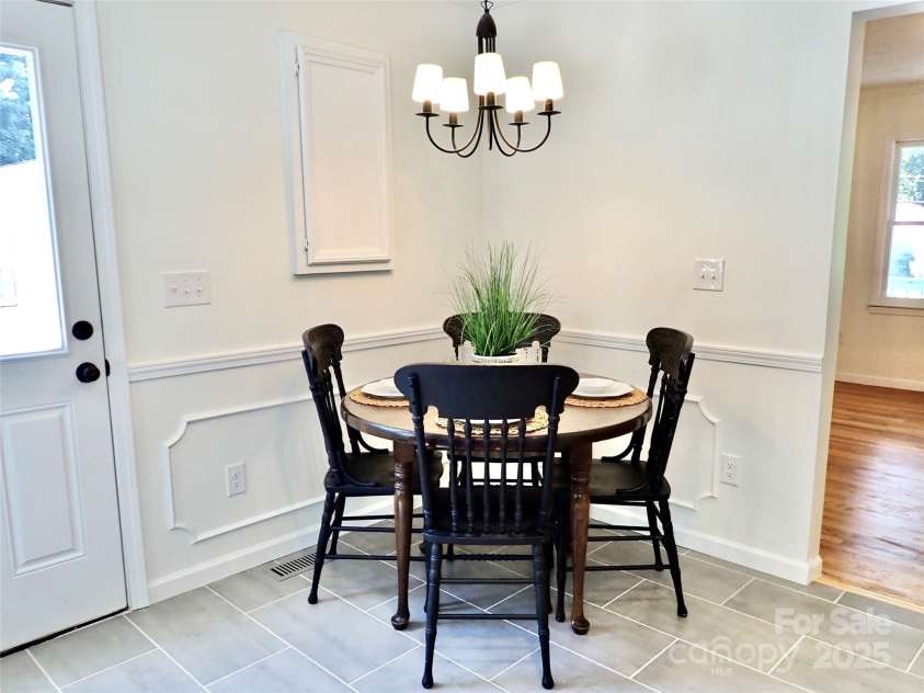 3921 Lake Road, Charlotte, NC 28269.  MLS# CAR4272697, YatesRealty ID 34981. 